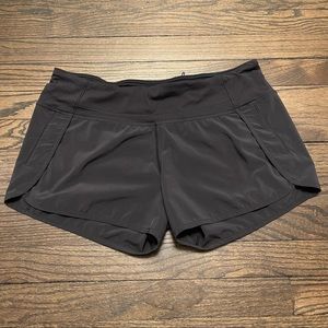 🖤Lululemon Atheltic Shorts🖤